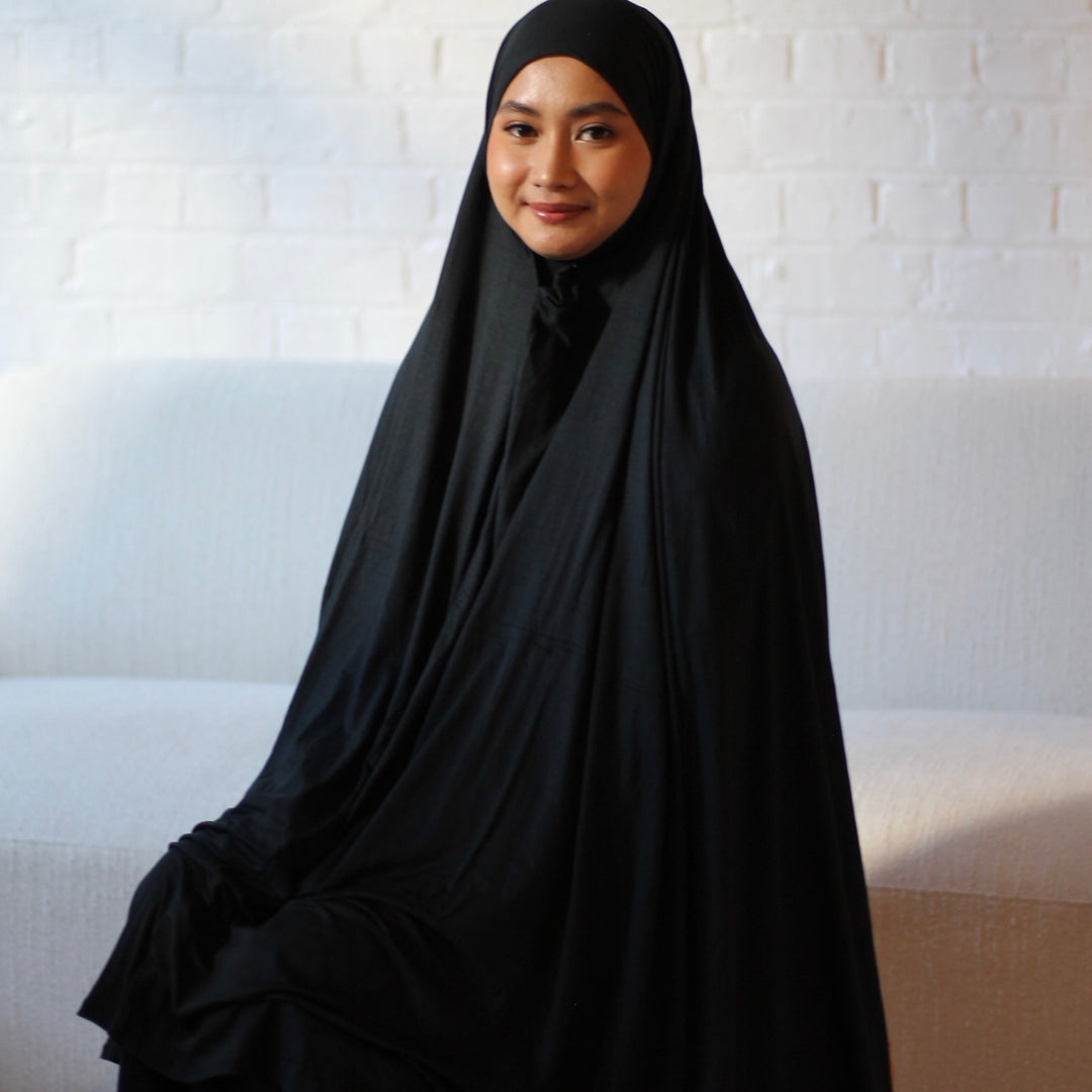 Black - Prayer Hijab (Pull-On)