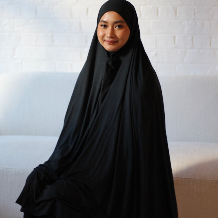 Black - Prayer Hijab (Pull-On)