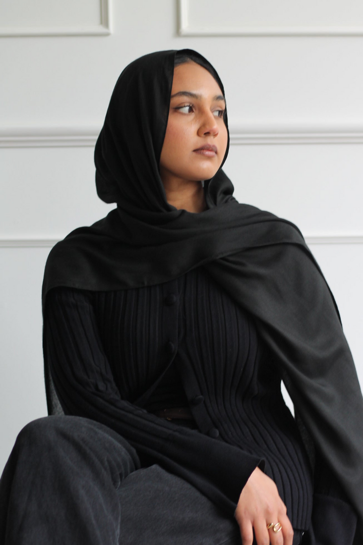 Black - Premium Modal