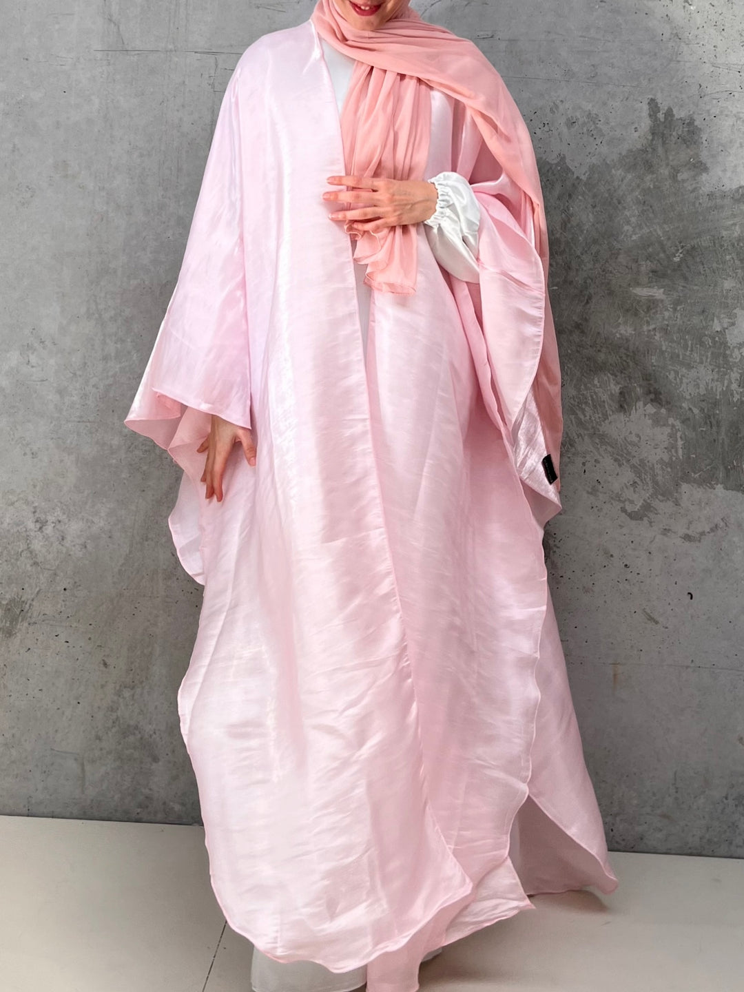 Cyra Luxury Abaya - Pink